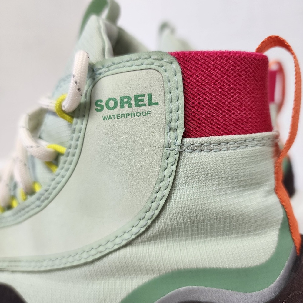 Sorel Women's Kinetic Breakthru Venture Mid-Boot -‎ Waterproof-Mint Size 7.5 - Picture 12 of 16